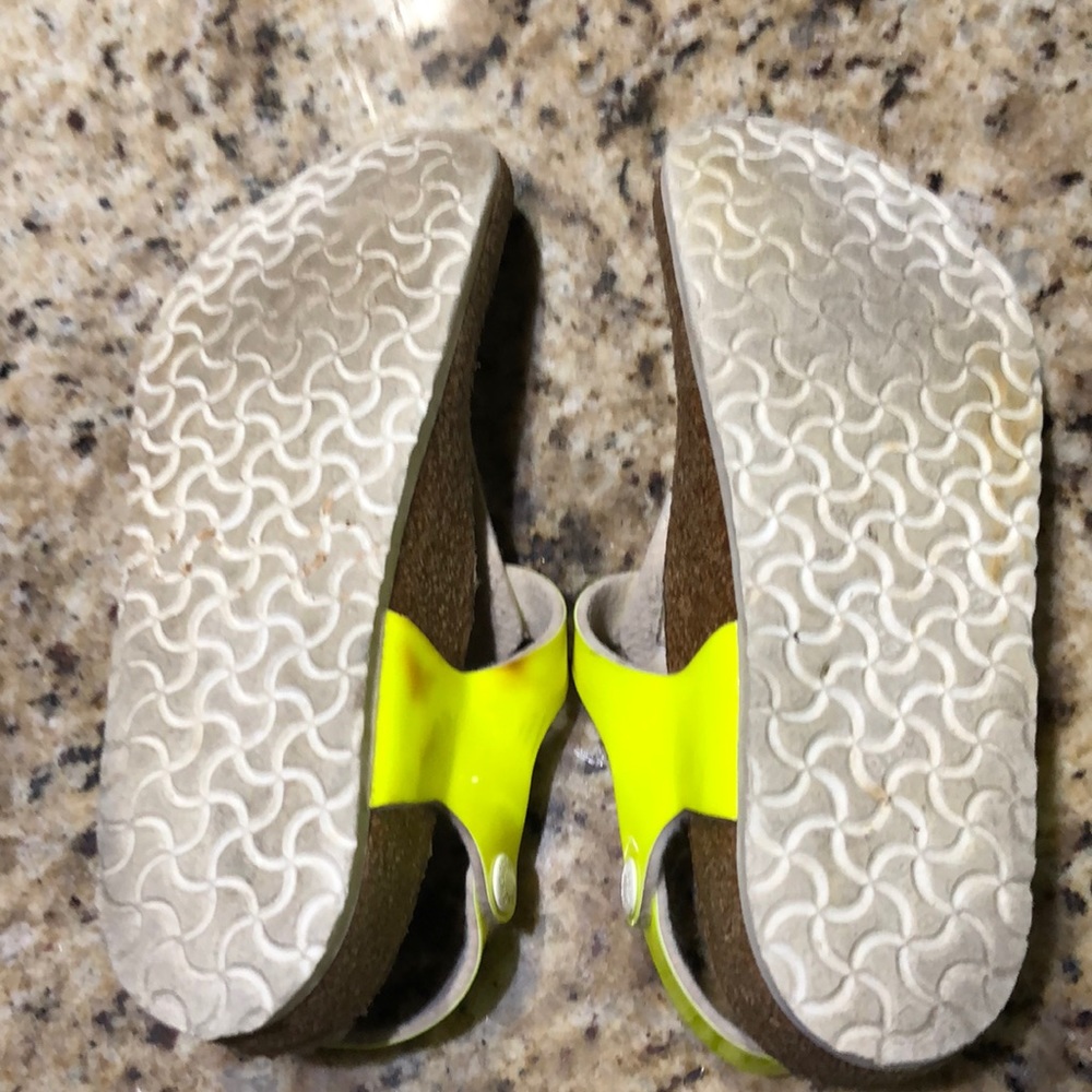 Girls Birkenstock Sandal - Picture 12 of 14